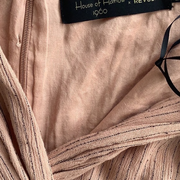 Gorgeous House of Harlow 1960 x REVOLVE dress NWT🎉🎉🎉 - Picture 6 of 12
